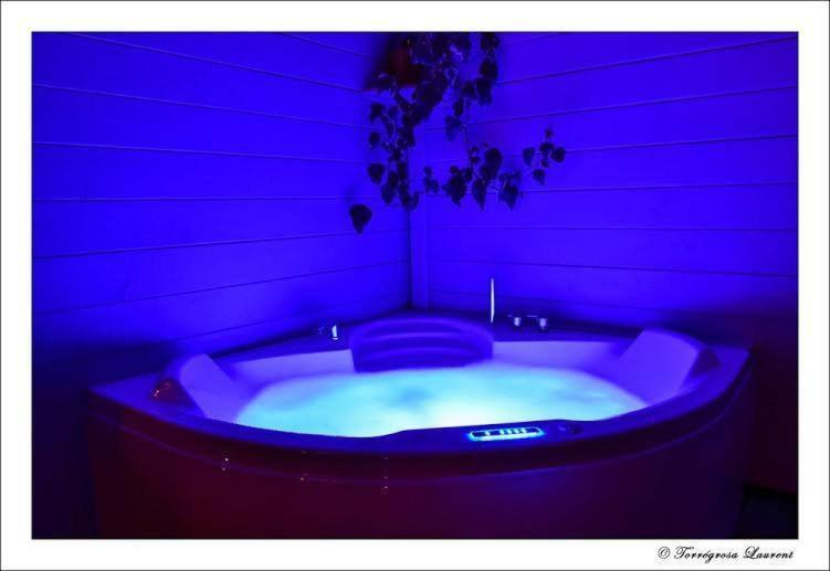 Hotel Bulle D'R Dournazac Esterno foto